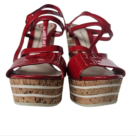 Gucci Red Pattent Leather Strappy Wedge Sandals - Picture 8 of 16
